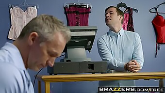 Brazzers Presenta Un Incontro Bollente Con Una Moglie Voluttuosa In 